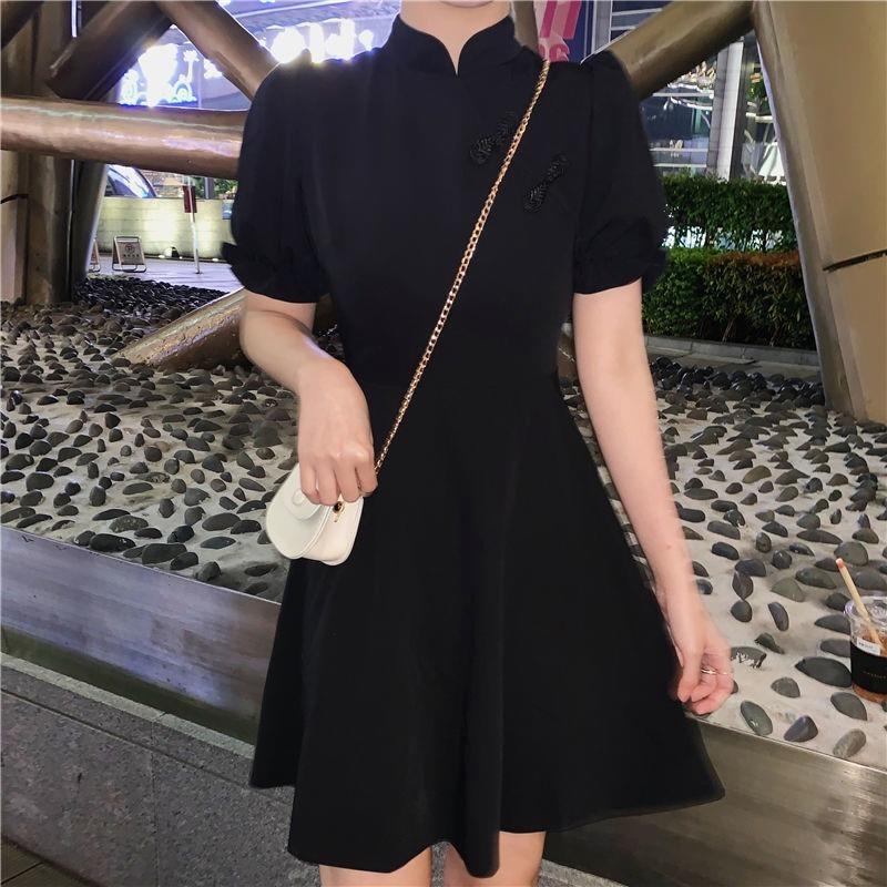 Women's Solid-Color Retro Fitted Waist Slimming French-Style Dress